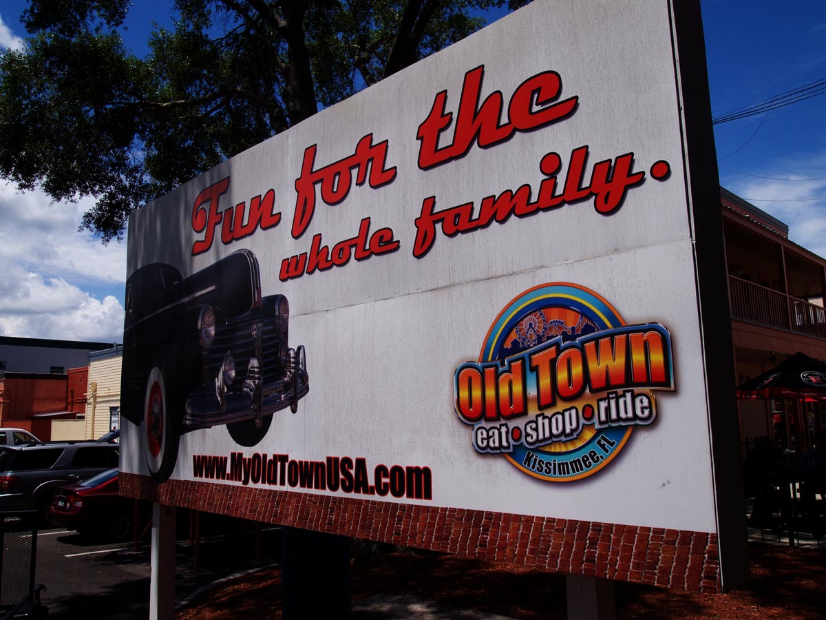 Image of Old Town Theme Park Sign